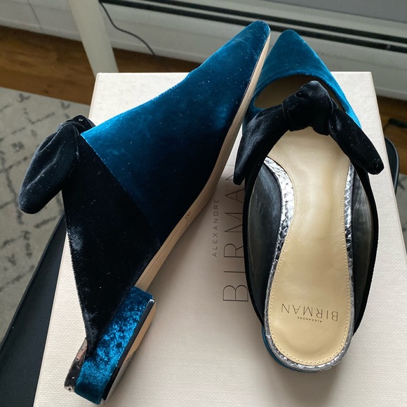 Brand New size 38 Velvet serpent green Evelyn Mules - Picture 4 of 9